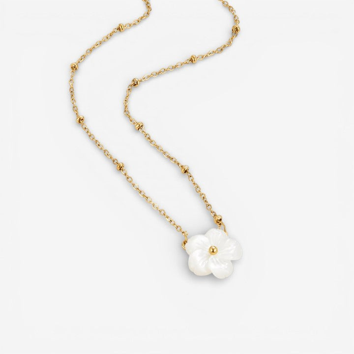 Virágka – Gyönyörű virágos nyaklánc